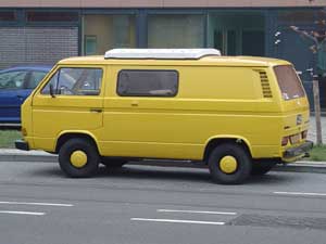 VW T3 zelfbouw camper geel