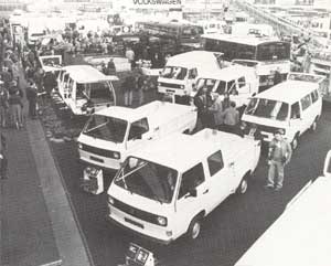 VW T3 bussen op de stand van VW op de RAI in 1980