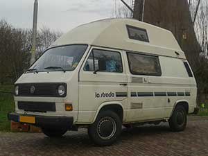 VW T3 la strada camper bij windmolen