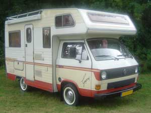 T3 camper Karmann Gipsy rood beige wit