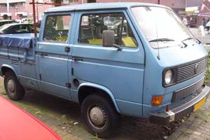 VW T3 doka blauw met vlakzeil op laadbak