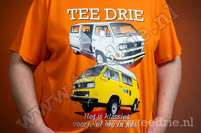 Eigen ontwerp T-shirt VW T3 bus met een WhiteStar en een Syncro camper